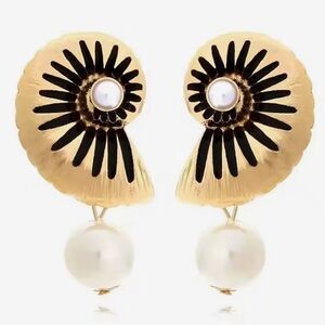 Anthropologie Gold Black Shell Earrings with Pearls